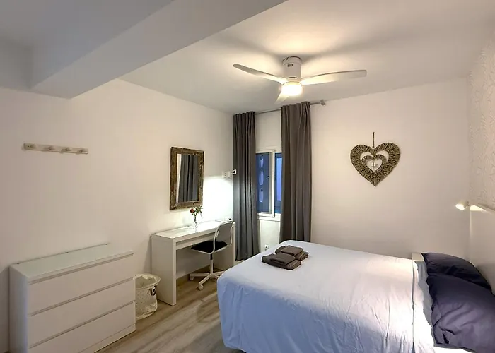 Magnifico En El Centro De * 푸엔히롤라